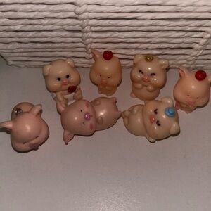 Cute Beige Mini Pig Figurine Set for Small Pets Accessories